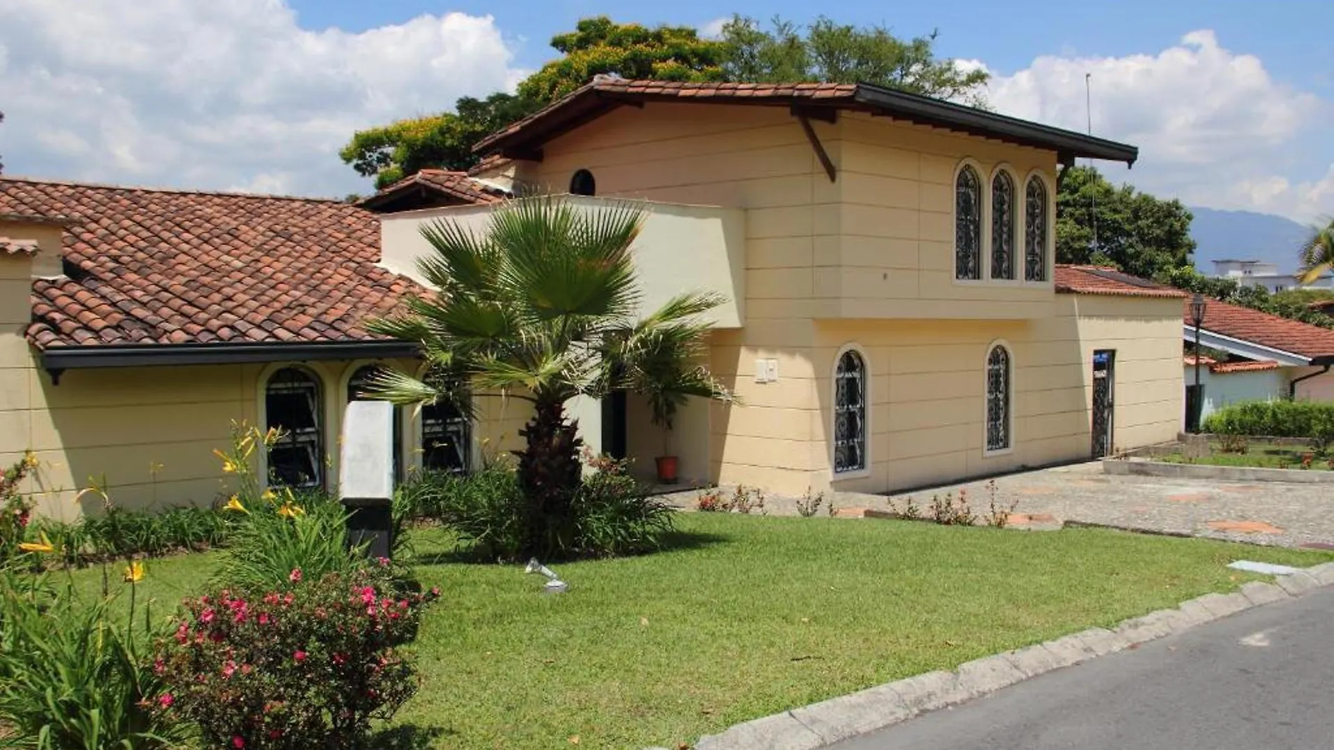 Hotel Portales Del Campestre Medellín