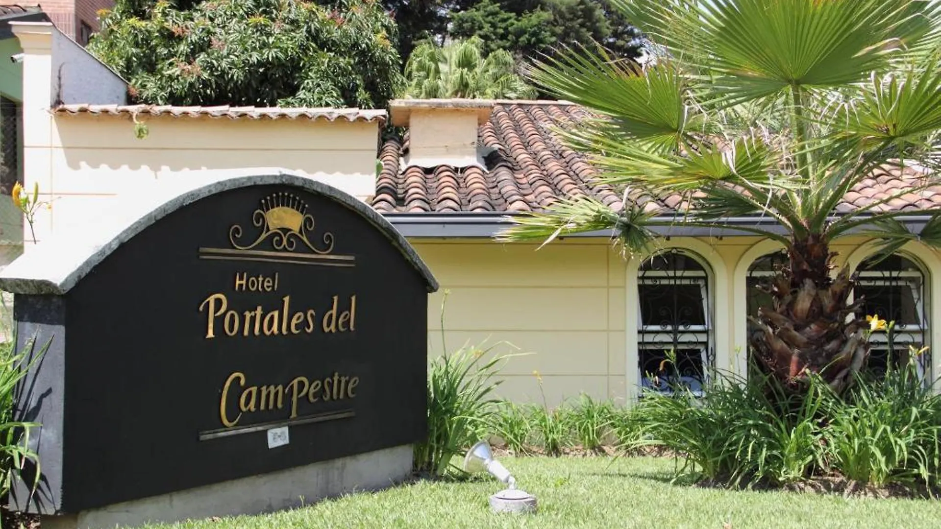 Hotel Portales Del Campestre Medellín