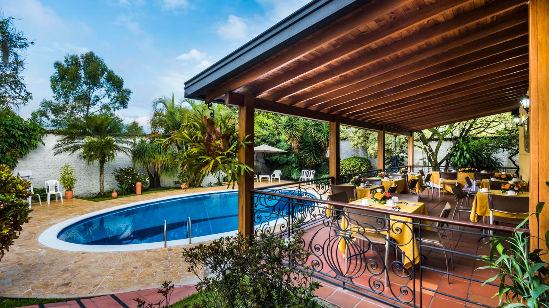 Hotel Portales Del Campestre Medellín