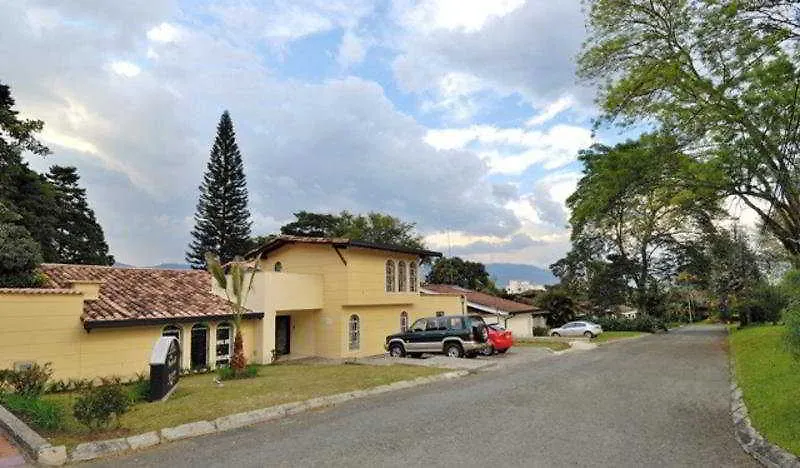 Hotel Portales Del Campestre Medellín