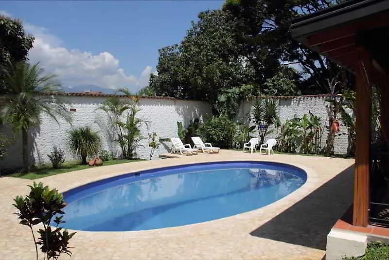 ****  Hotel Portales Del Campestre Medellín Colombia